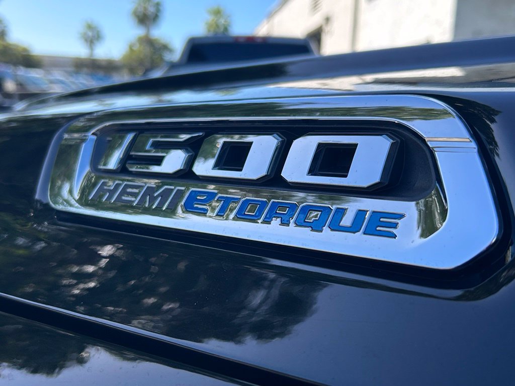 Used 2024 RAM 1500 Laramie RWD image 29
