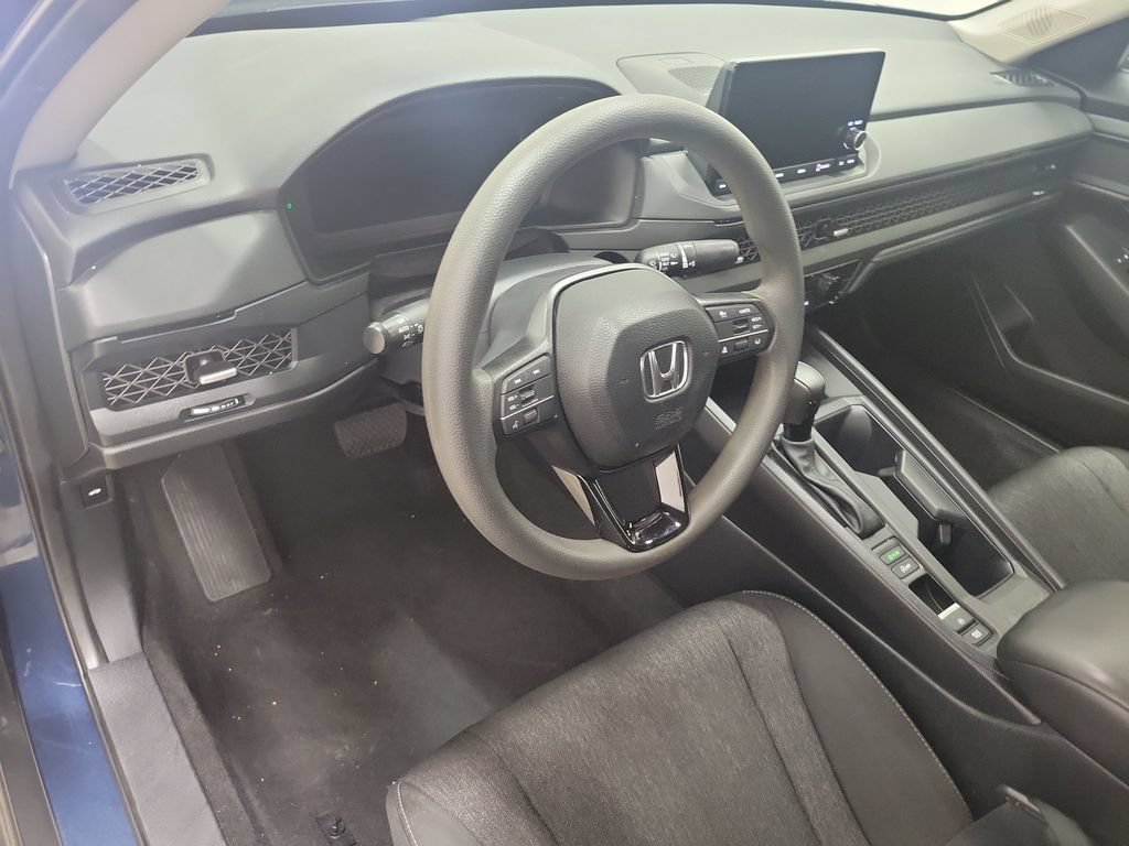Used 2024 Honda Accord EX image 18