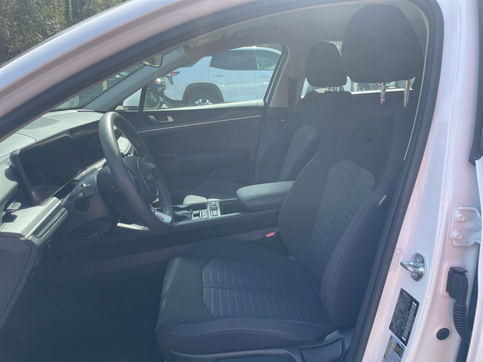 Used 2025 Kia K5 LXS image 25