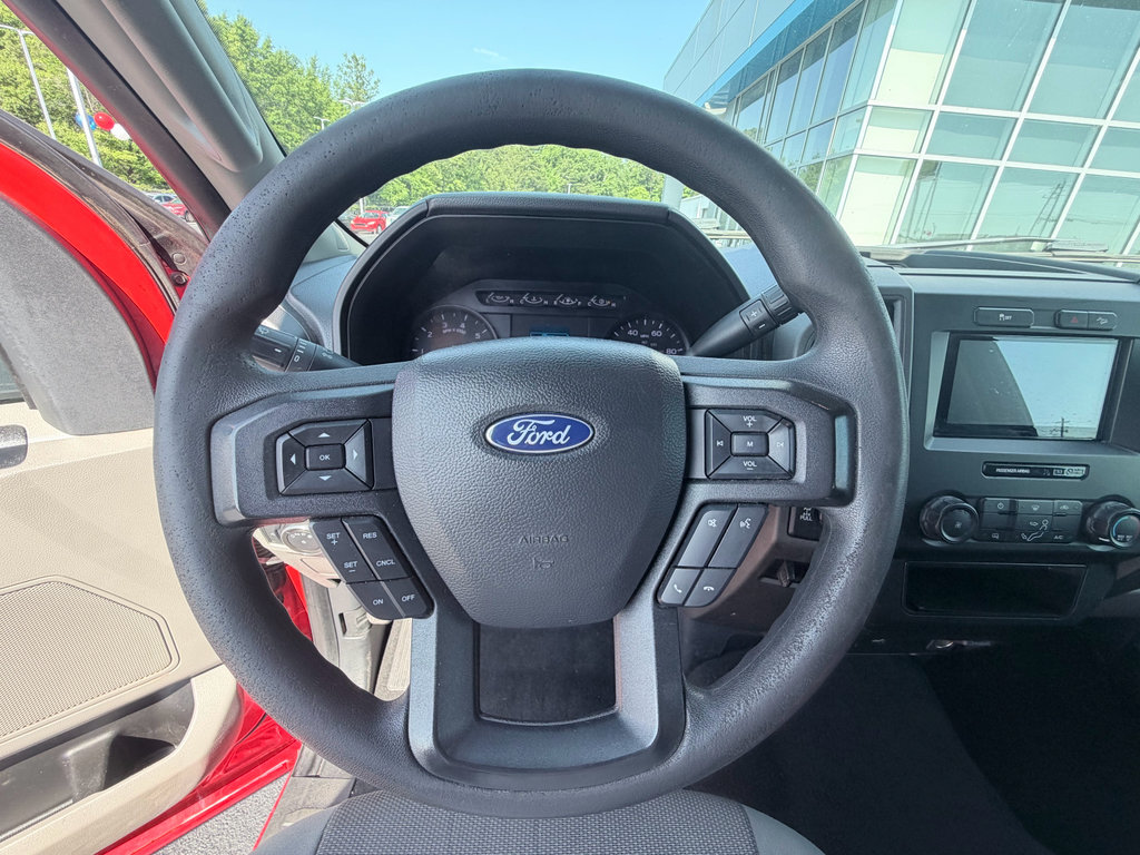 Used 2022 Ford F250 XL w/ STX Appearance Package AWD/4WD image 12