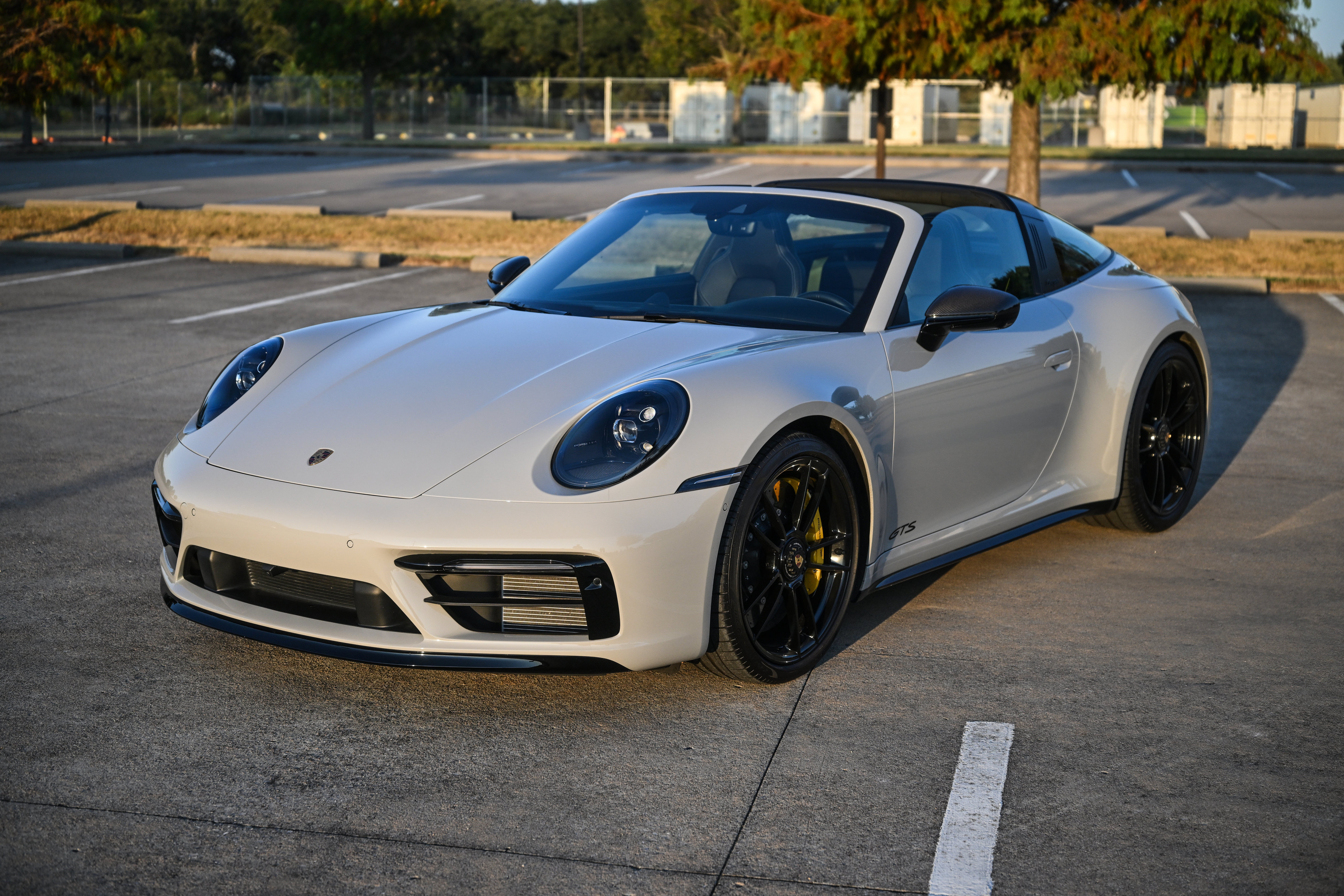 Used 2022 Porsche 911 AWD/4WD image 3