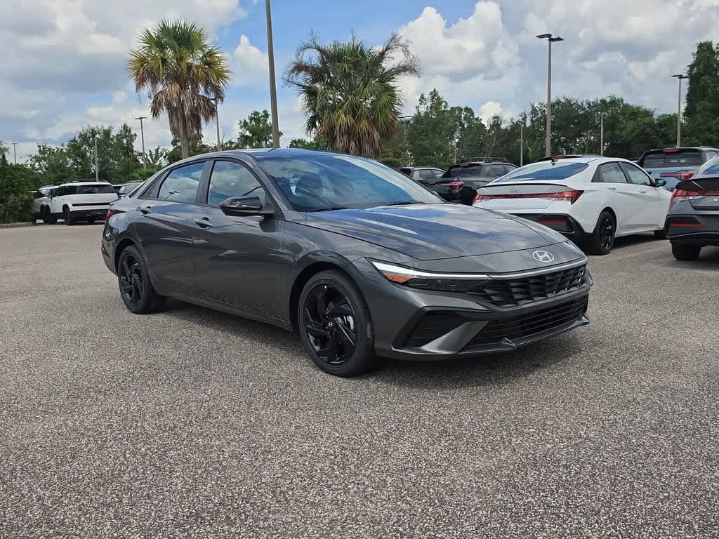 New 2026 Hyundai Elantra SEL Sport FWD image 9