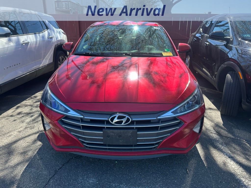 Used 2020 Hyundai Elantra SEL image 2