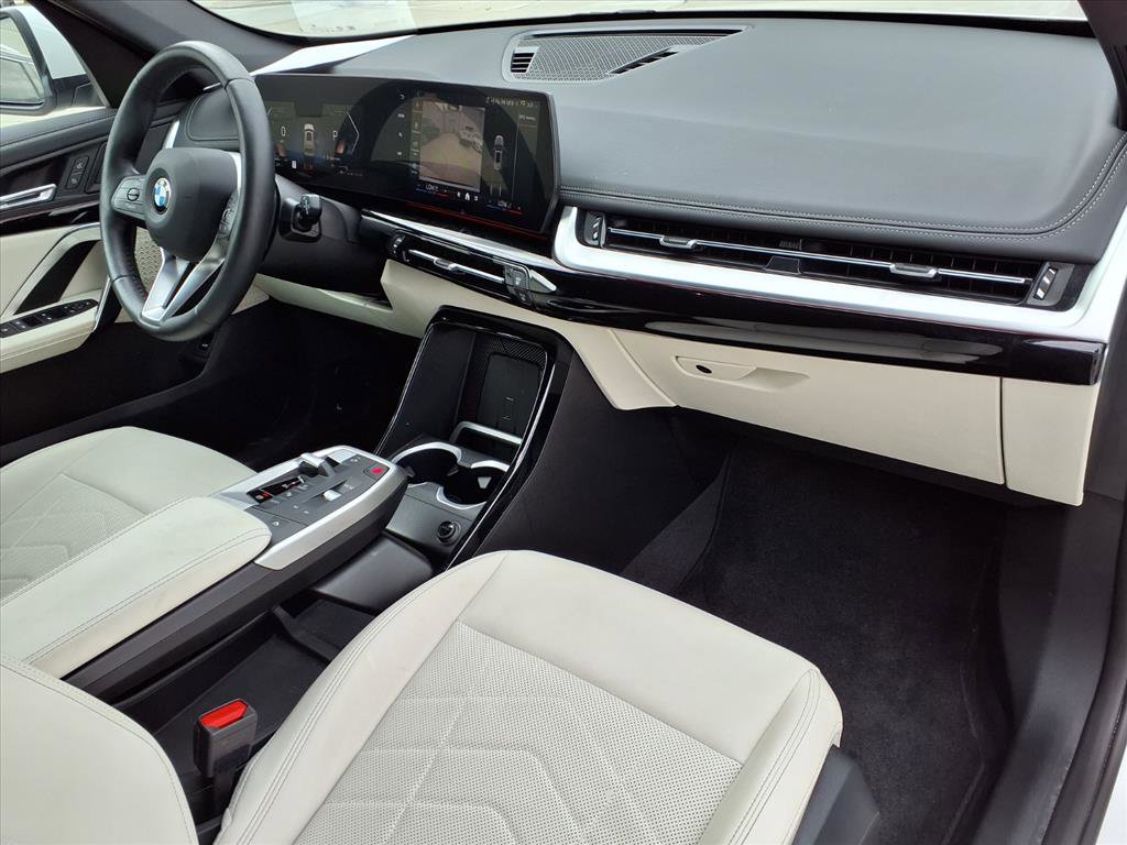 Used 2026 BMW X1 xDrive28i image 8