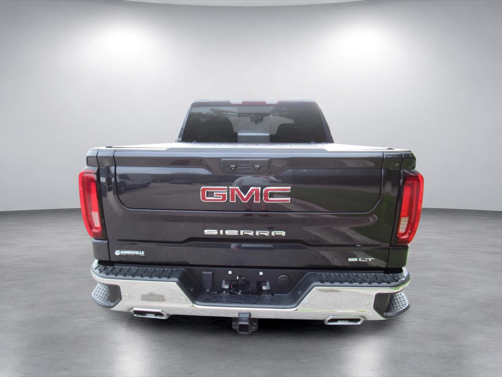 Used 2022 GMC Sierra 1500 SLT w/ SLT Premium Plus Package AWD/4WD image 6