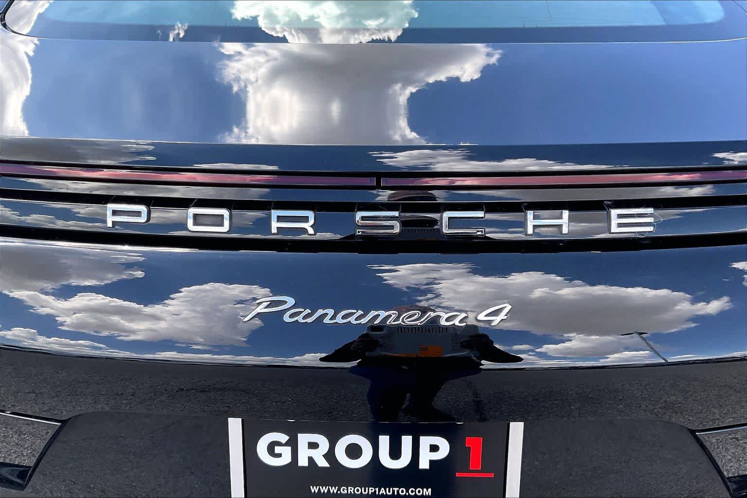 Used 2018 Porsche Panamera 4 AWD/4WD image 29