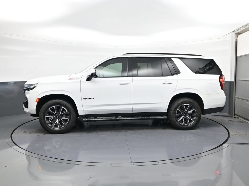 Used 2022 Chevrolet Tahoe Z71 w/ Luxury Package AWD/4WD image 4