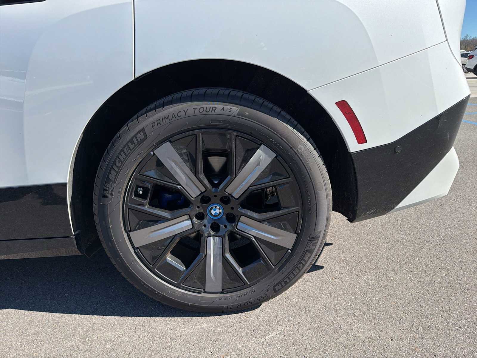 Certified 2024 BMW iX xDrive50 w/ Sport Package image 4