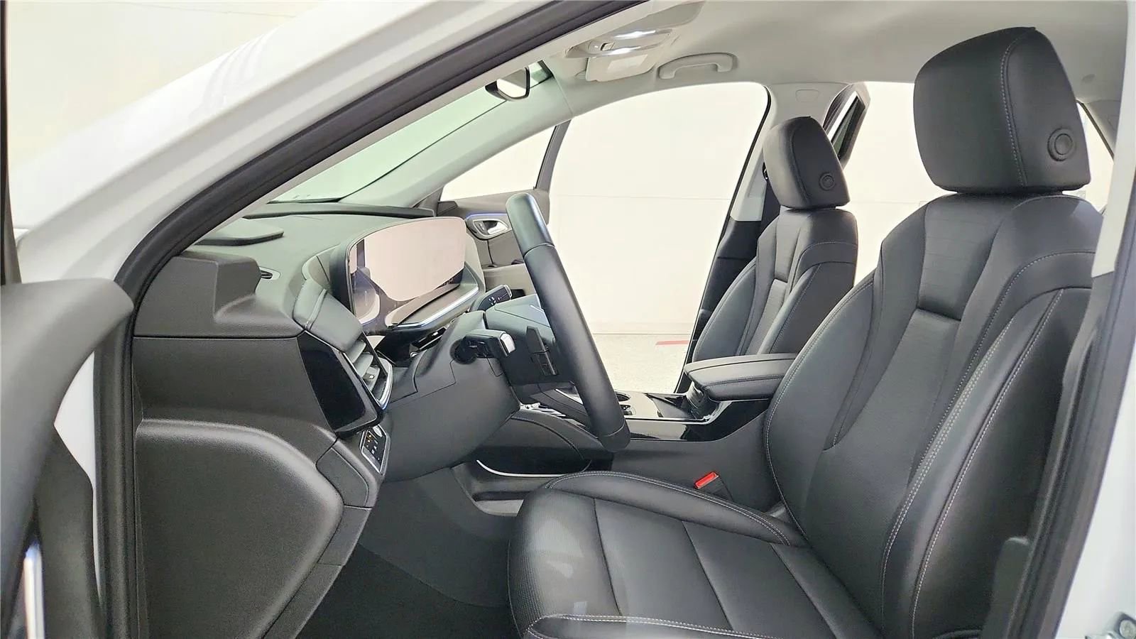 Used 2024 Buick Envision Preferred image 28