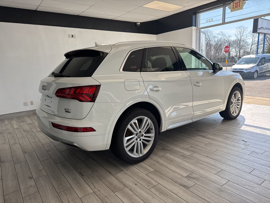 Used 2018 Audi Q5 2.0T Premium Plus w/ Premium Plus Package AWD/4WD image 4