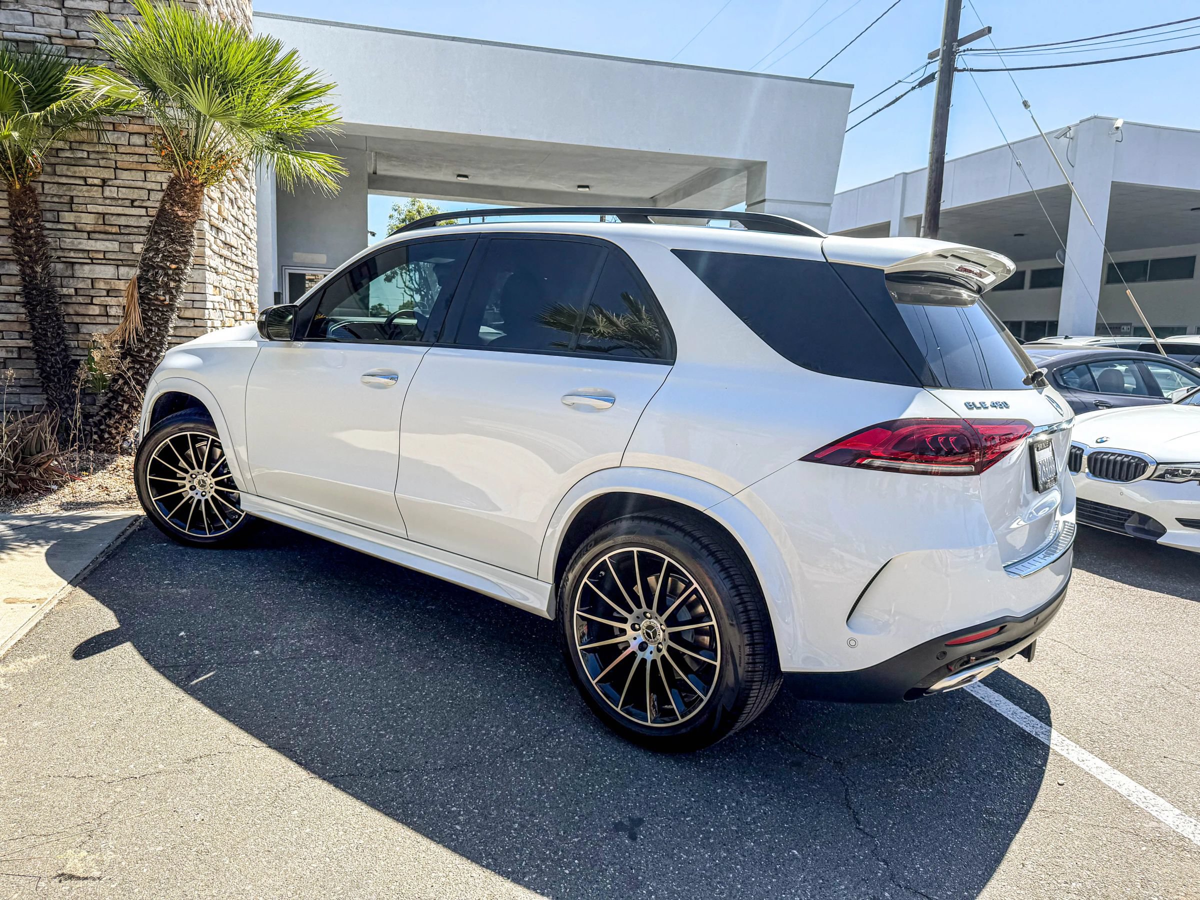 Used 2022 Mercedes-Benz GLE 450 4MATIC image 3