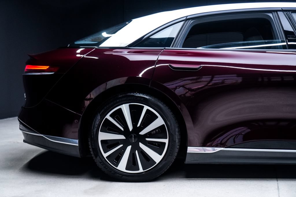 Used 2023 Lucid Air Touring AWD/4WD image 16