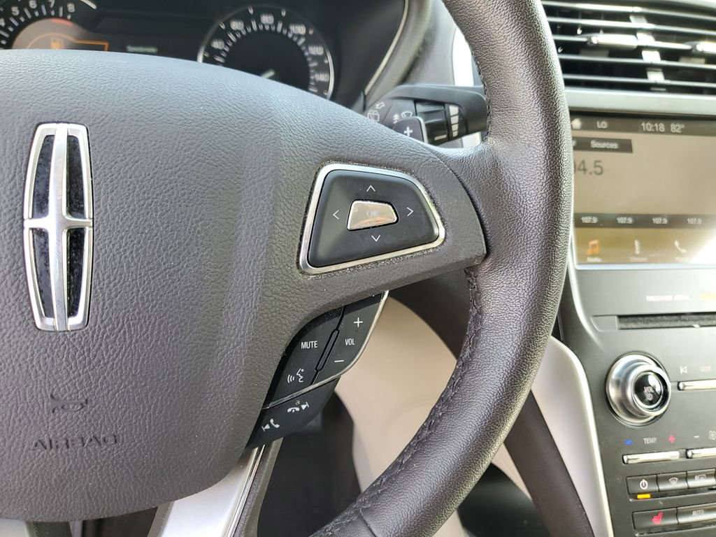 Used 2019 Lincoln MKC Premiere image 24