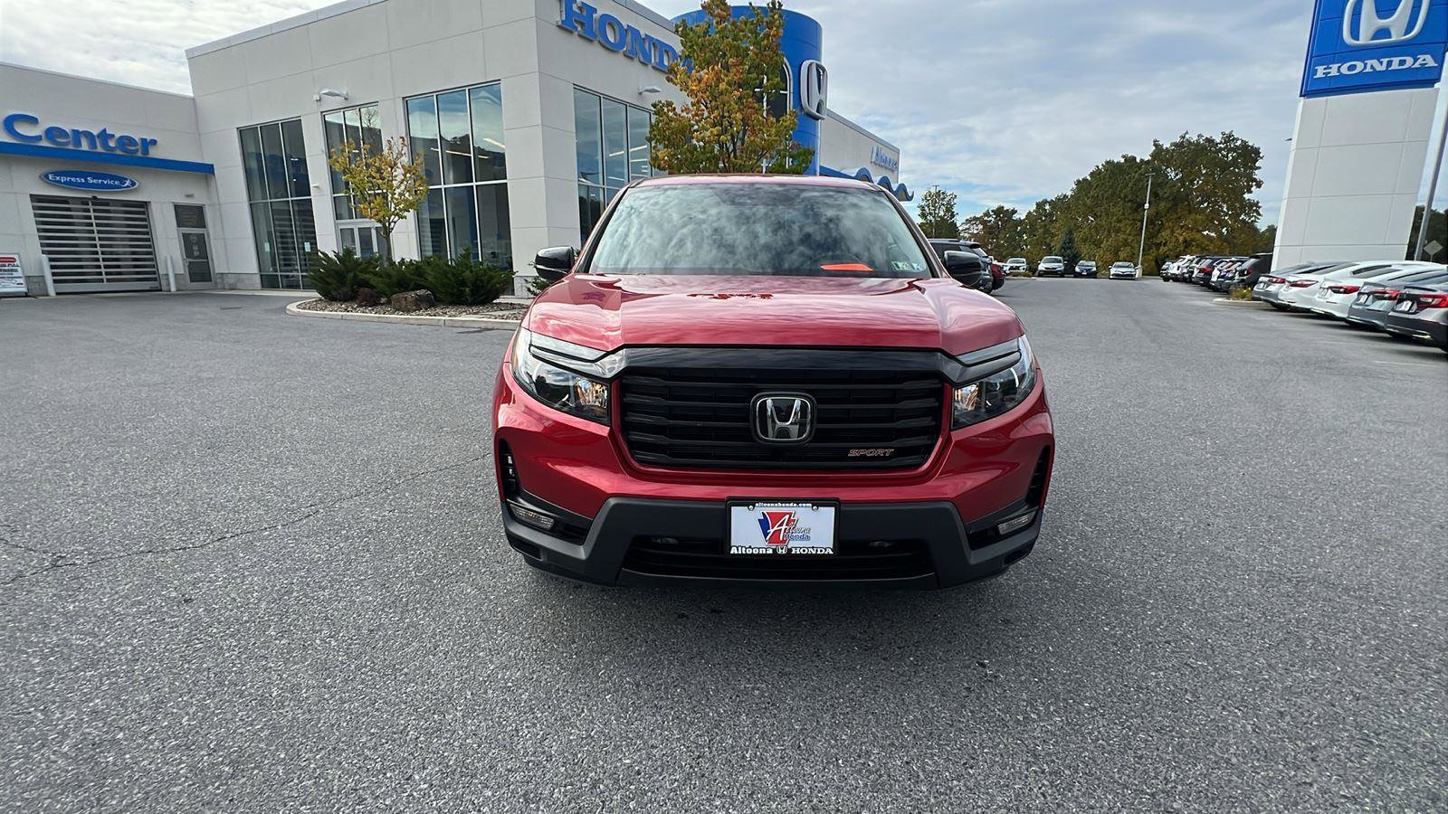 Used 2023 Honda Ridgeline Sport image 9