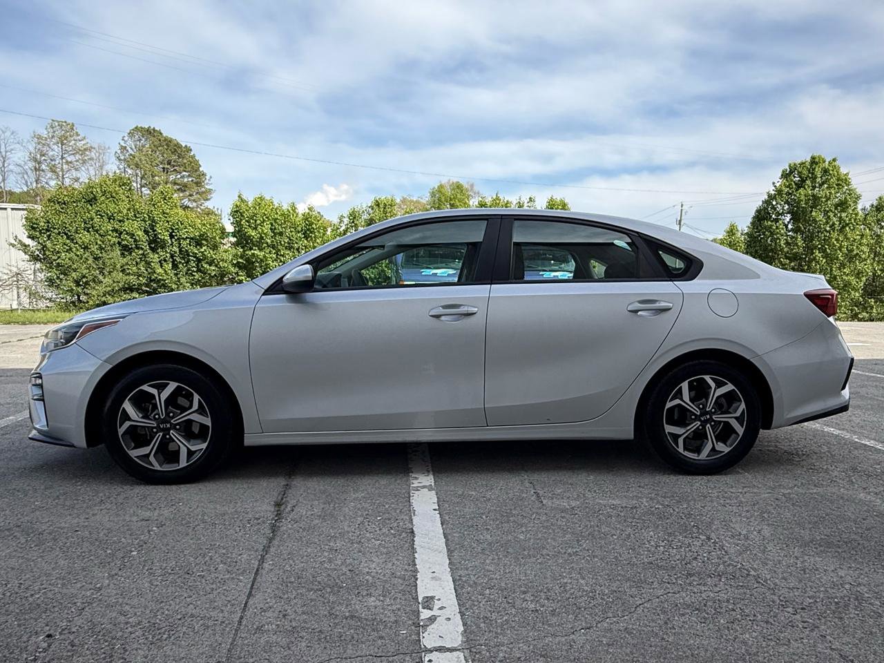 Used 2020 Kia Forte LXS FWD image 8