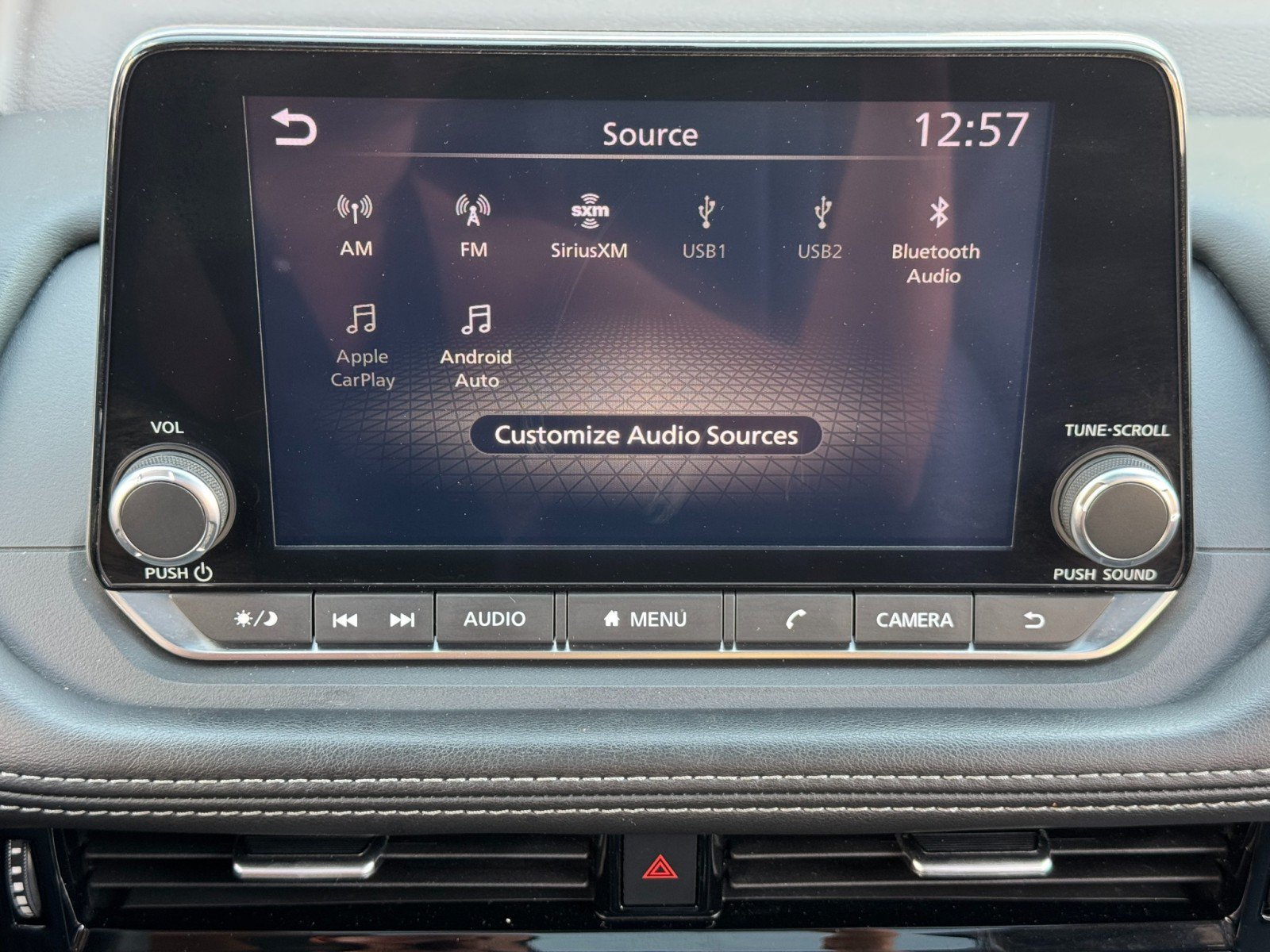 Used 2022 Nissan Rogue SL FWD image 24