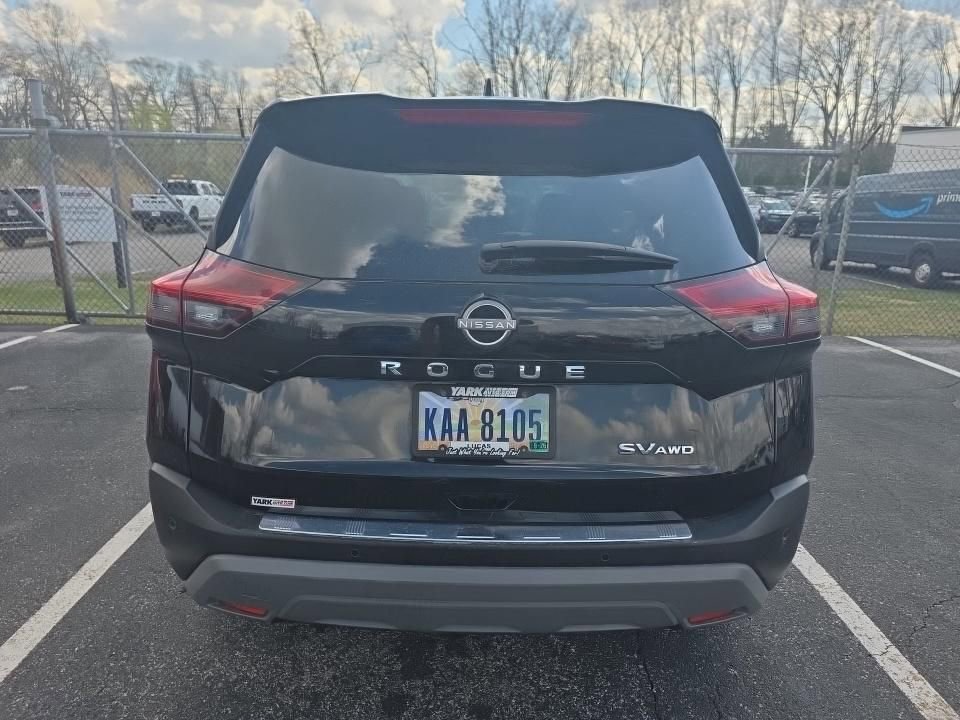 Certified 2023 Nissan Rogue SV image 5