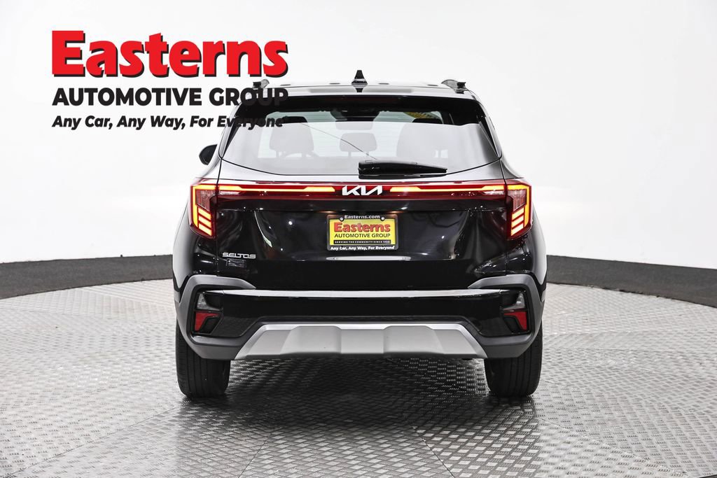Used 2025 Kia Seltos S FWD image 6