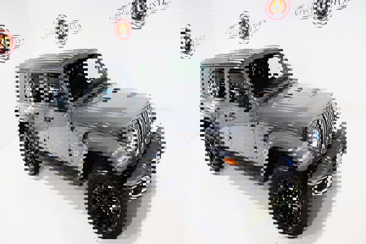 Used 2022 Jeep Wrangler Unlimited Sahara w/ Cold Weather Group image 91