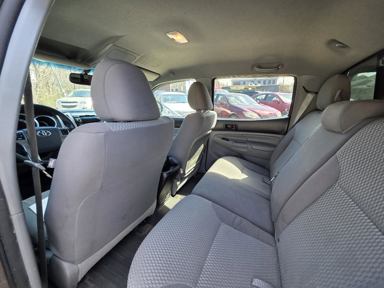 Used 2012 Toyota Tacoma 4x4 Double Cab w/ SR5 Pkg image 21