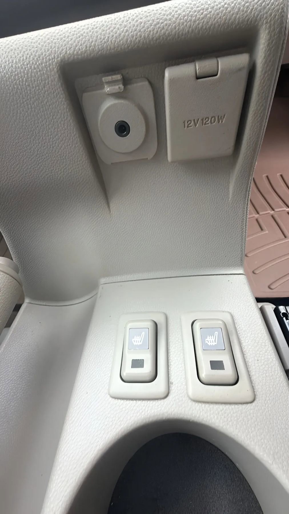 Used 2009 MAZDA MAZDA5 Grand Touring image 25