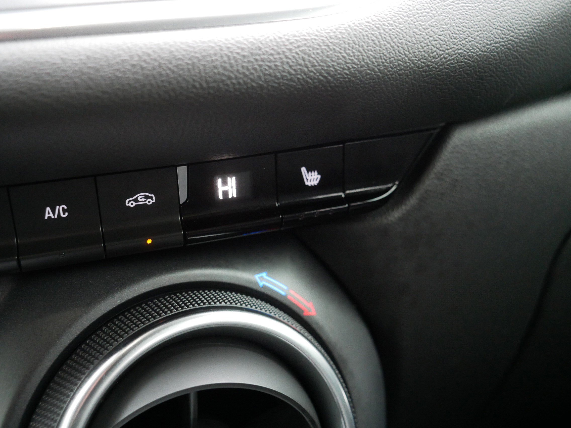 Used 2024 Chevrolet Blazer LT w/ Midnight/Sport Edition image 32