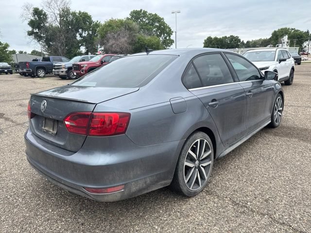 Used 2013 Volkswagen Jetta GLI FWD image 4