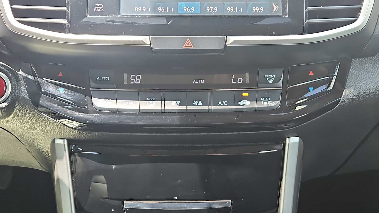 Used 2016 Honda Accord EX image 17