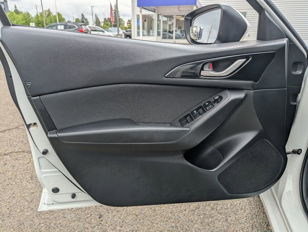 Used 2014 MAZDA MAZDA3 i Sport FWD image 10