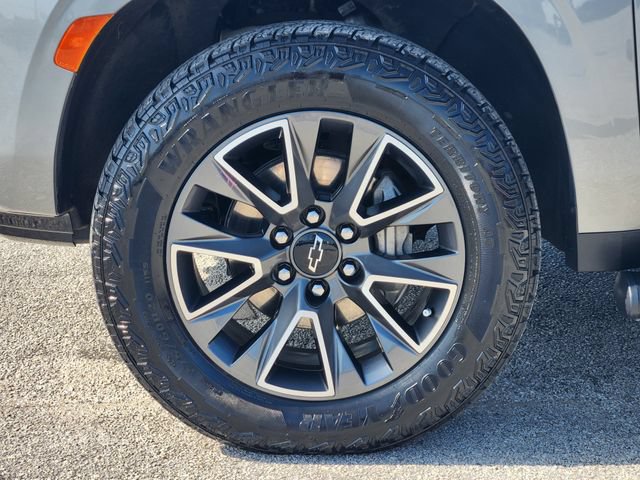 Used 2024 Chevrolet Tahoe Z71 AWD/4WD image 10