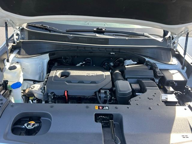 Used 2020 Kia Sorento LX image 11