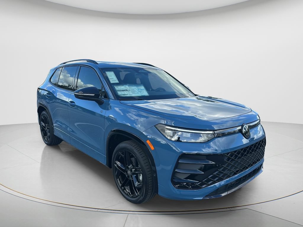New 2026 Volkswagen Tiguan SE R-Line FWD image 7