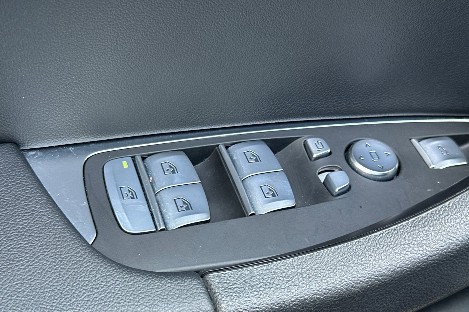 Used 2021 BMW X3 xDrive30i w/ Premium Package AWD/4WD image 13