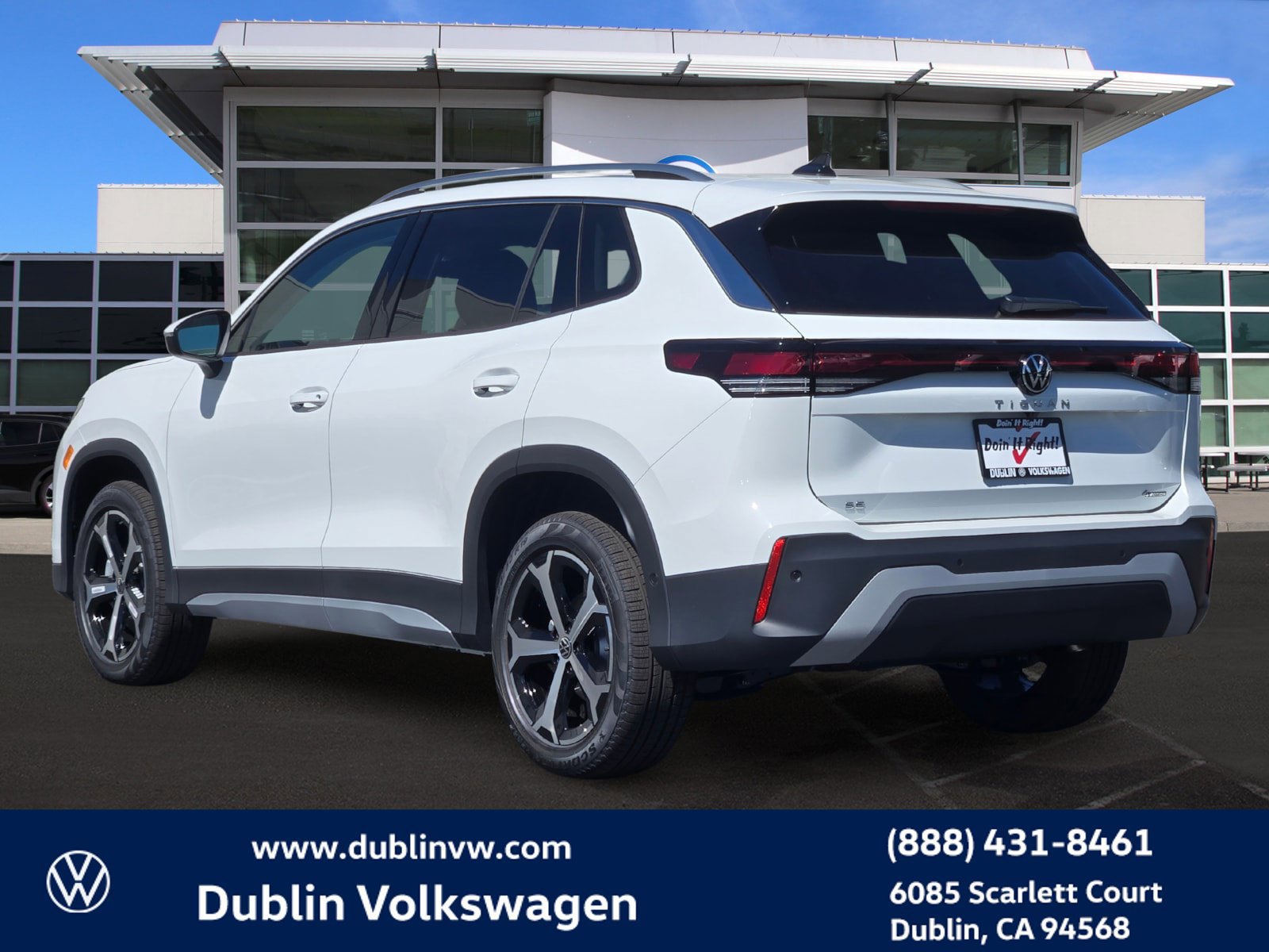 New 2026 Volkswagen Tiguan SE AWD/4WD image 6