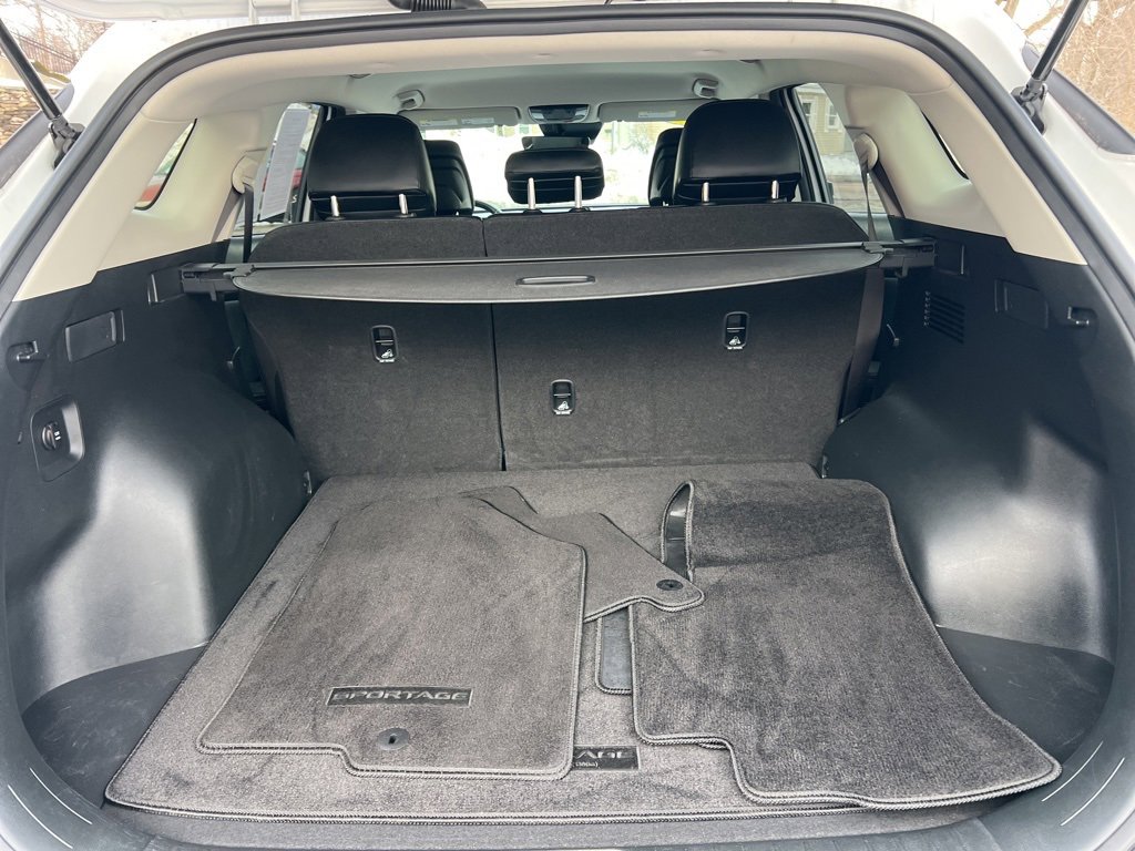 Used 2023 Kia Sportage EX image 23