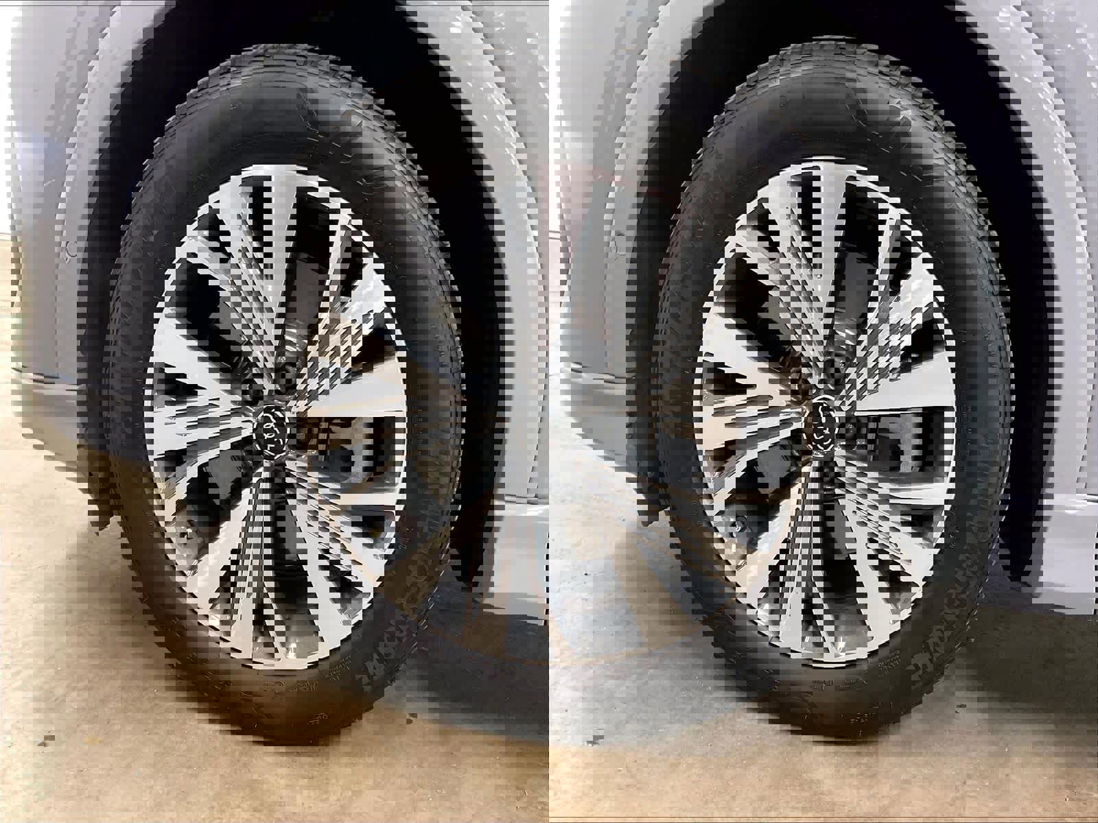 Used 2023 Audi Q4 e-tron Premium Plus w/ Premium Plus image 11