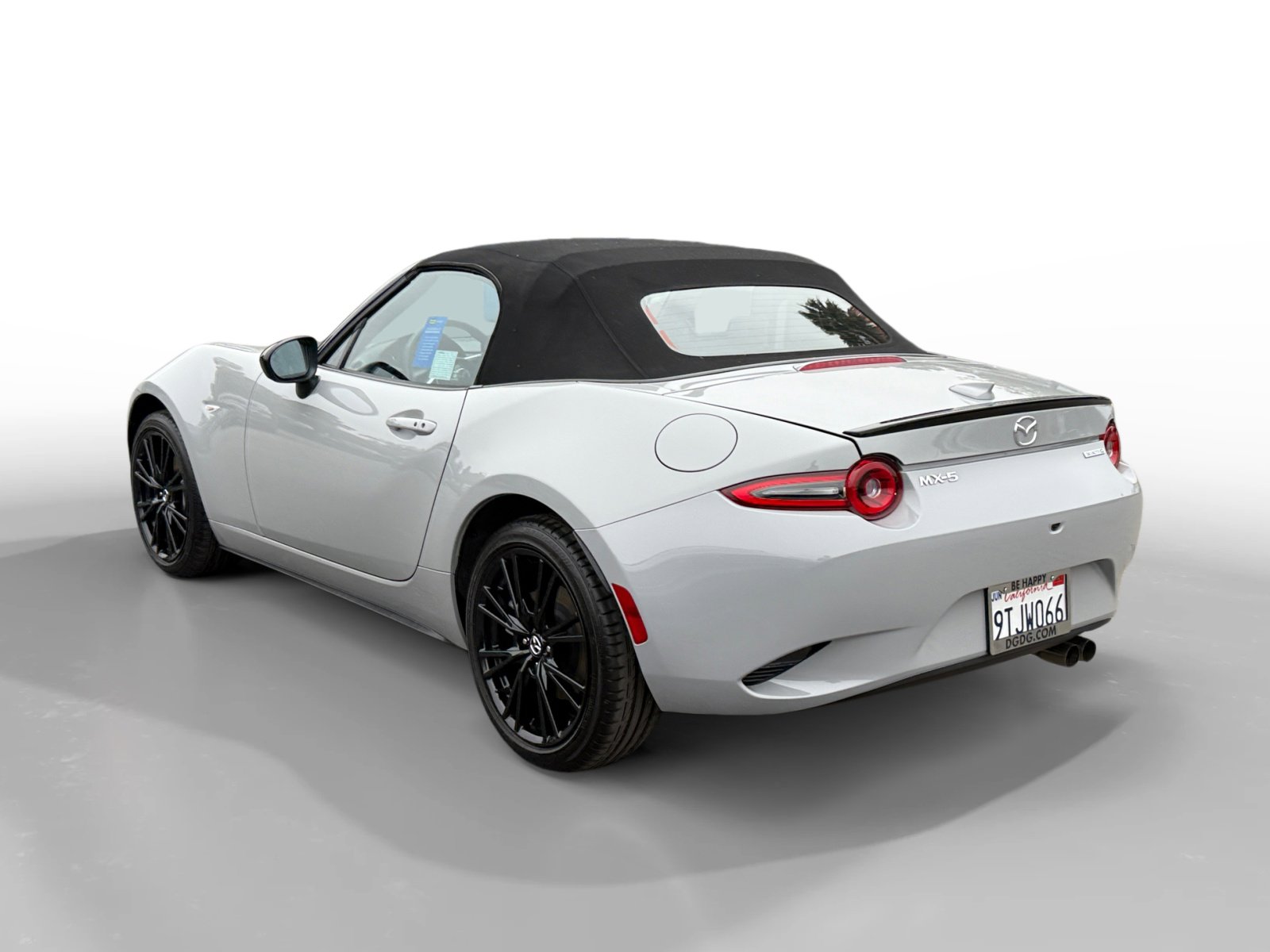 Certified 2025 MAZDA MX-5 Miata Club RWD image 3