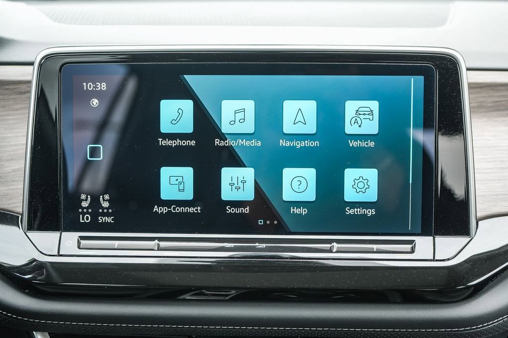 Used 2025 Volkswagen Atlas SEL AWD/4WD image 15