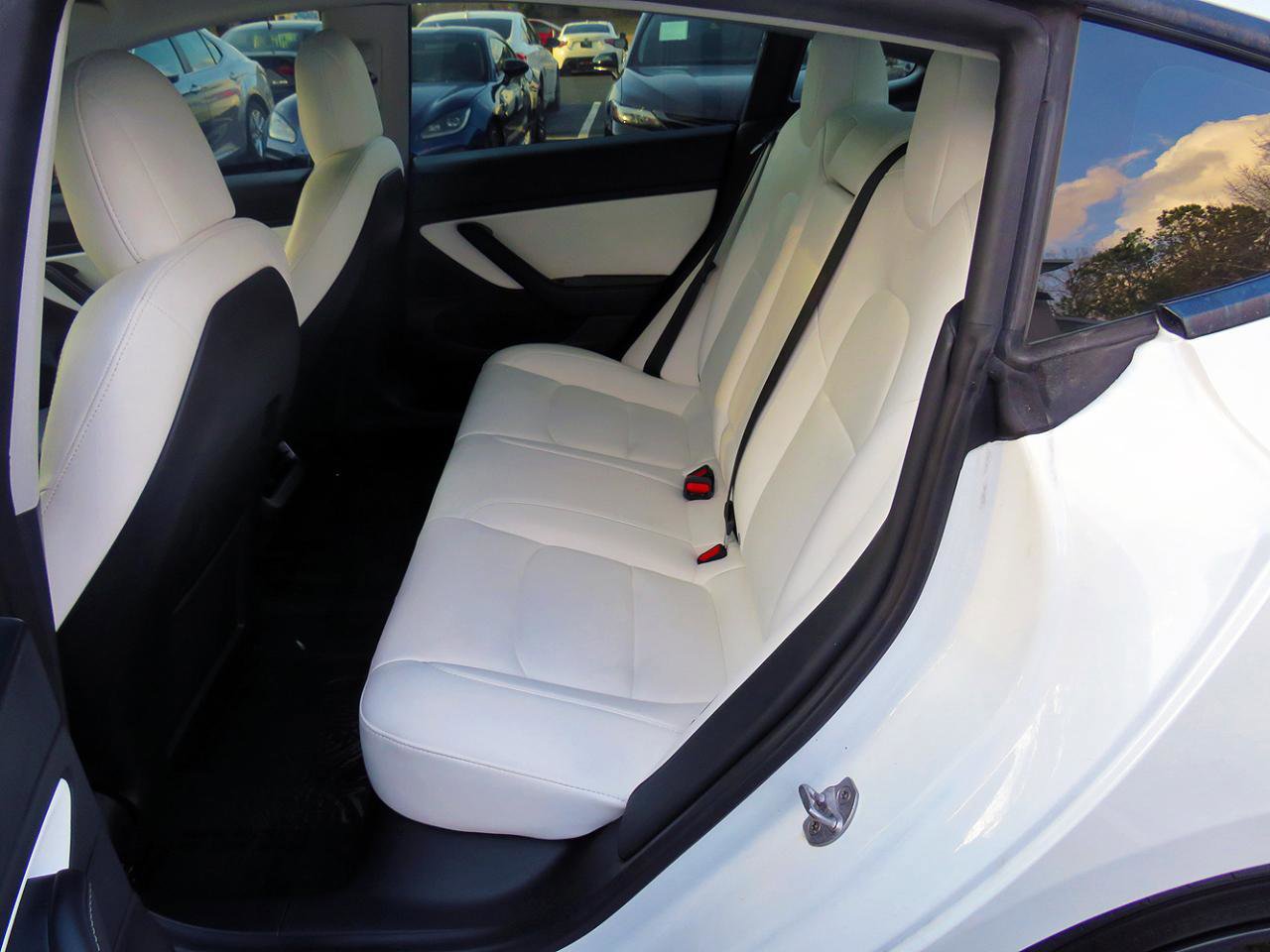 Used 2021 Tesla Model 3 Performance image 13