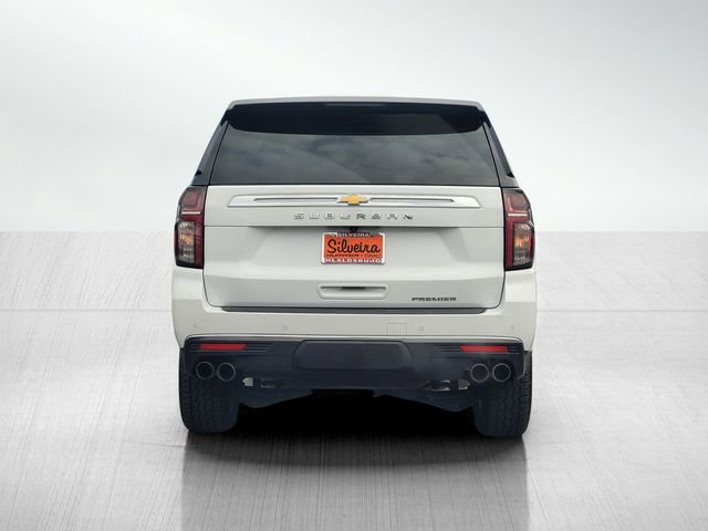 Used 2023 Chevrolet Suburban Premier image 6