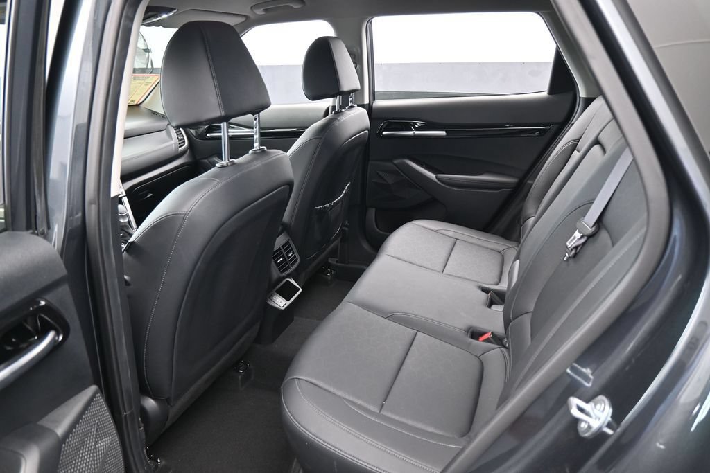Used 2024 Kia Seltos EX FWD image 36