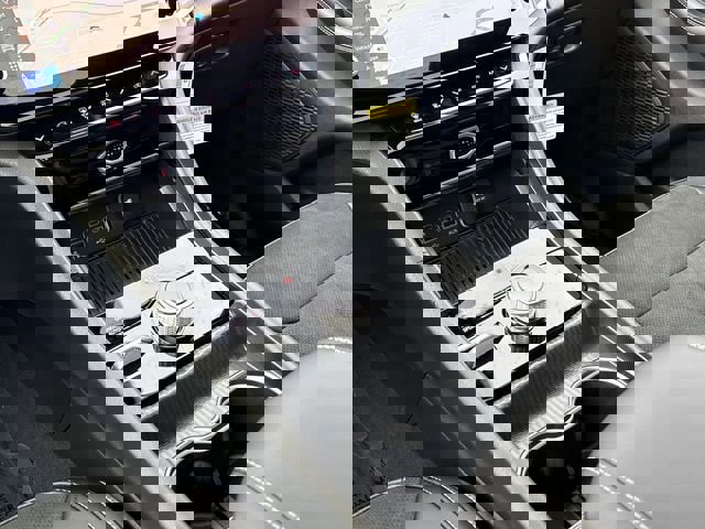 New 2026 Jeep Grand Cherokee Altitude image 15