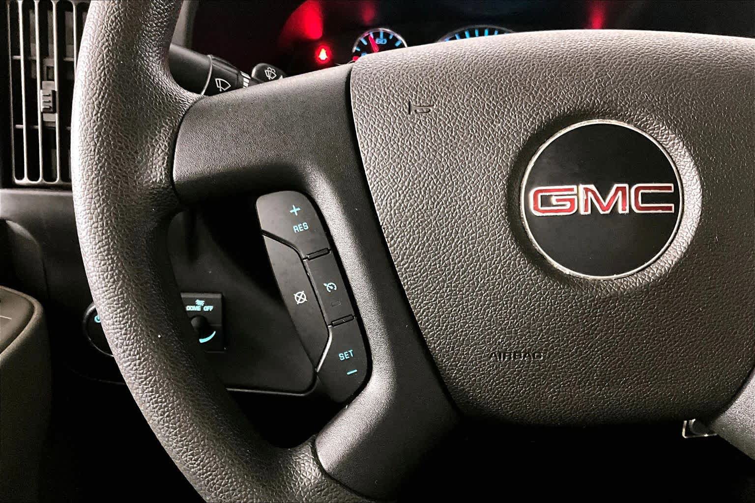 Used 2021 GMC Savana 2500 w/ Driver Convenience Package RWD image 20