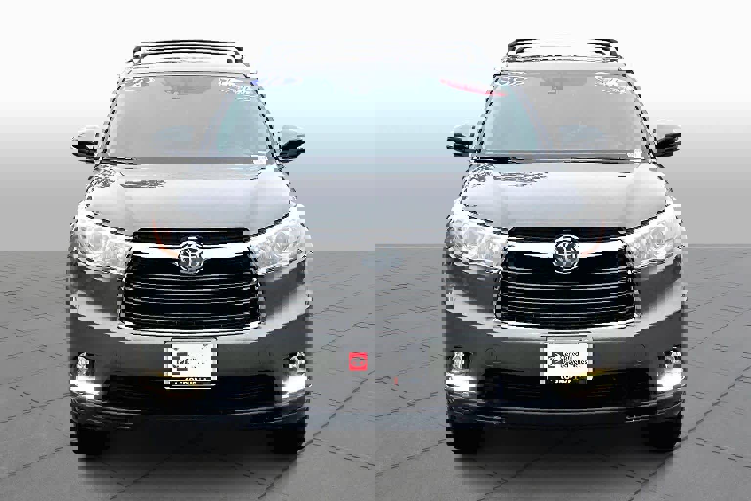 Certified 2016 Toyota Highlander Limited Platinum image 3