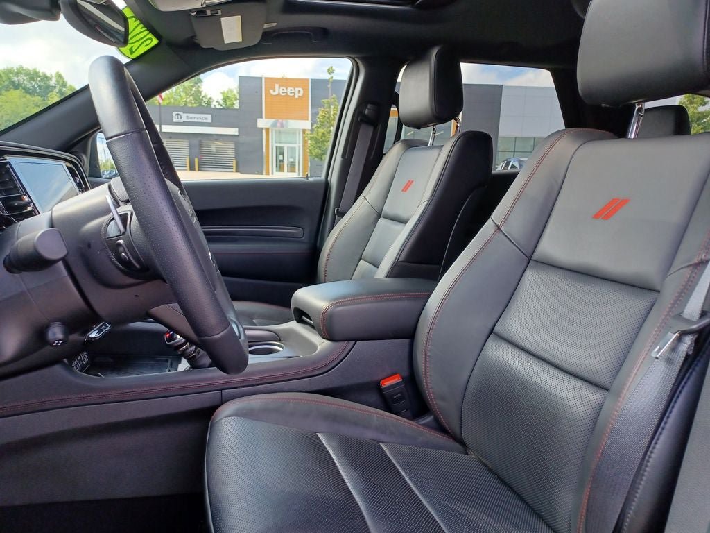Used 2025 Dodge Durango R/T w/ Blacktop Package AWD/4WD image 9