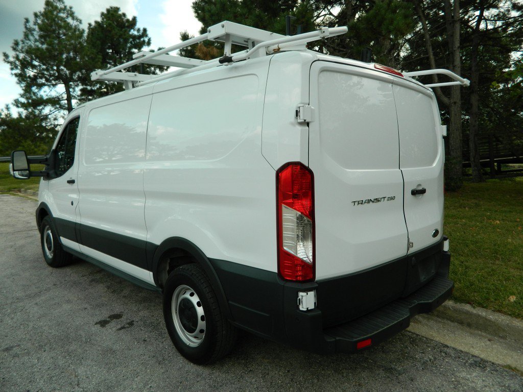 Used 2023 Ford Transit 250 Low Roof RWD image 6
