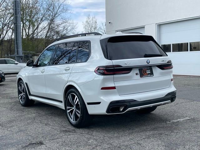 Used 2026 BMW X7 xDrive40i w/ M Sport Package AWD/4WD image 5