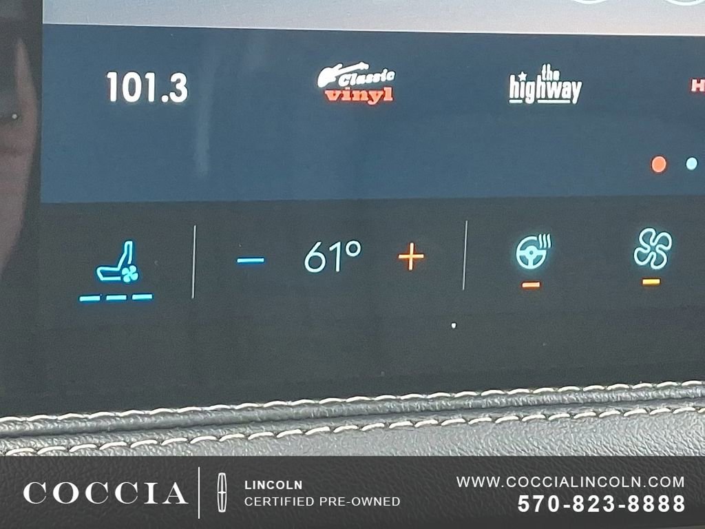 Used 2024 Lincoln Corsair Reserve w/ Equipment Group 201A image 24