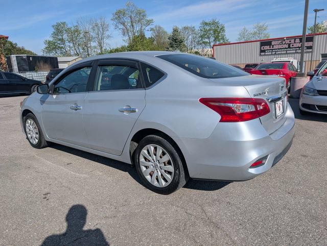 Used 2017 Nissan Sentra SV FWD image 4