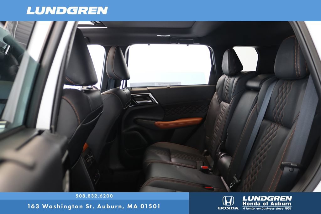 Used 2022 Mitsubishi Outlander SEL AWD/4WD image 15